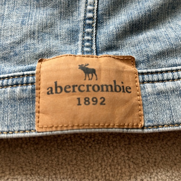 Youth Abercrombie Jean Jacket Hoodie - Picture 4 of 4